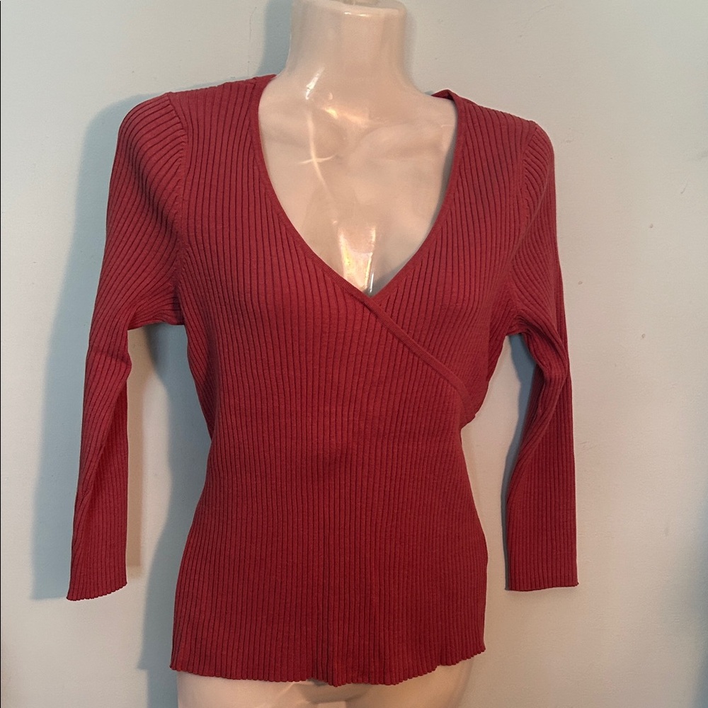 Mauve Ribbed V-Neck Sweater